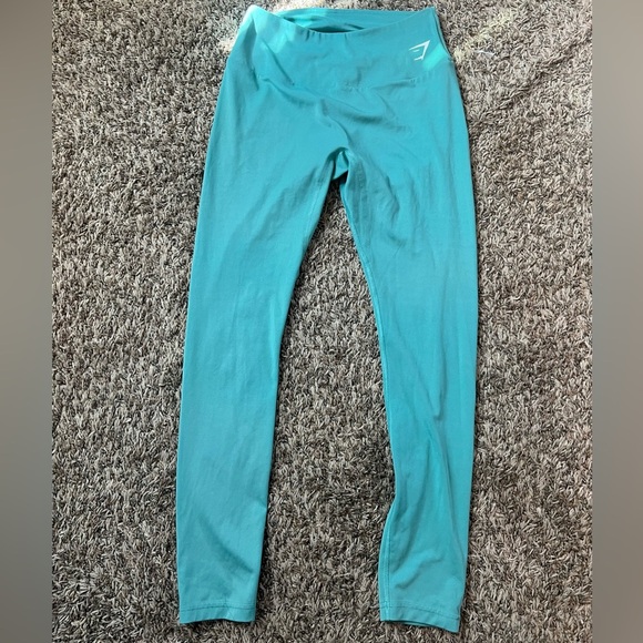 women’s light green gymshark buttery soft leggings size medium - Picture 1 of 4